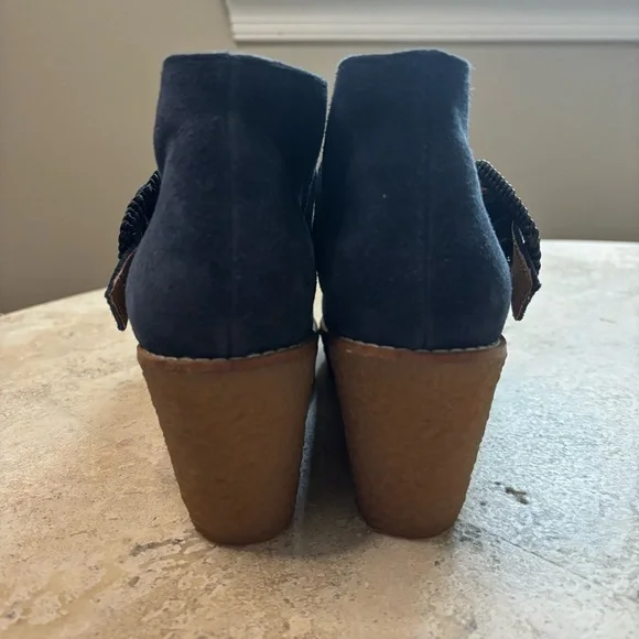 Jack Rogers size 6 Navy blue Suede Wedge Ankle Boots - Picture 4 of 8